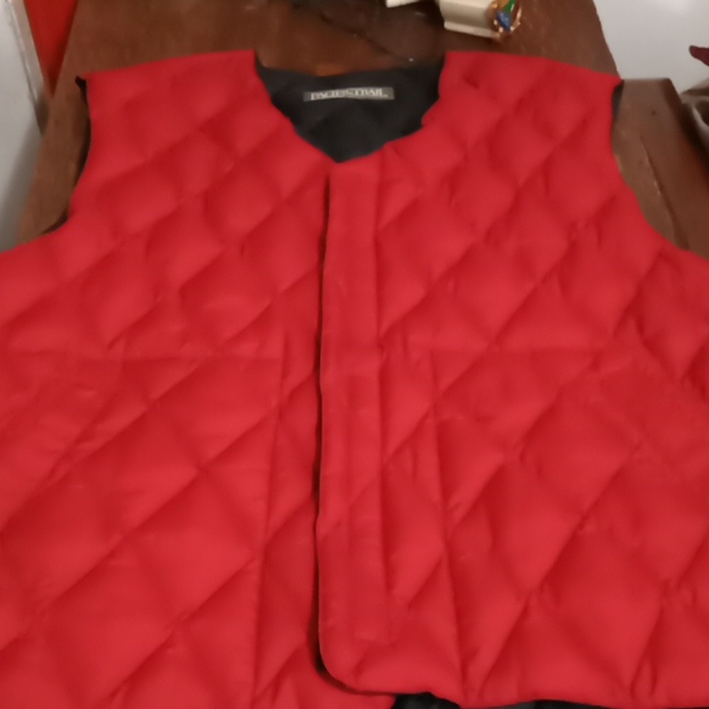 Pacific Trail reversible vest  Large. Unisex.